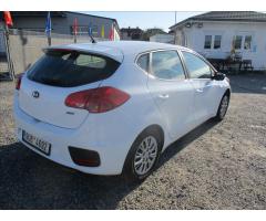 Kia Ceed 1,4 CRDi 66kW Comfort CZ auto - 4