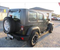 Jeep Wrangler 2,8 CRD Unlimited Sport CZauto DPH - 4