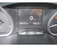 Peugeot 2008 1,6 e-HDI FAP 115 k PANORAMA LED GPS - 15