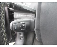 Peugeot 2008 1,6 e-HDI FAP 115 k PANORAMA LED GPS - 18