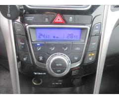 Hyundai i30 1,6 i CVVT Trikolor odp. DPH, CZauto - 19