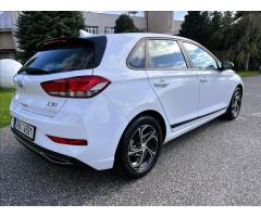 Hyundai i30 1,5 i CVVT Smart,1.MAJ.,ČR - 9