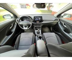 Hyundai i30 1,5 i CVVT Smart,1.MAJ.,ČR - 22