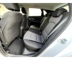 Hyundai i30 1,5 i CVVT Smart,1.MAJ.,ČR - 26