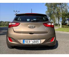 Hyundai i30 1,4 i CVVT Trikolor SERVISKA !!! - 8