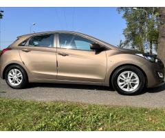 Hyundai i30 1,4 i CVVT Trikolor SERVISKA !!! - 10