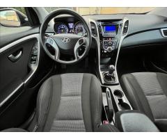 Hyundai i30 1,4 i CVVT Trikolor SERVISKA !!! - 17