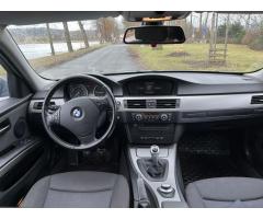 BMW Řada 3 2,0 320d Touring 130kW,PANORAMA - 17