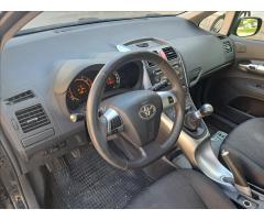 Toyota Auris 1,3 VVTi - 12