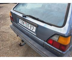 Volkswagen Golf 1,6 D - 17