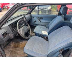 Volkswagen Golf 1,6 D - 20