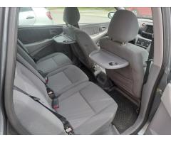 Nissan Almera Tino 2,2 dCi  Visia - 31