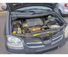 Nissan Almera Tino 2,2 dCi  Visia - 34