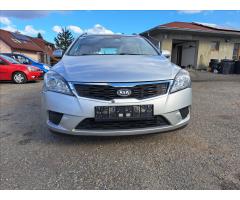 Kia Ceed 1,6 CRDi 85kW Comfort Plus - 14