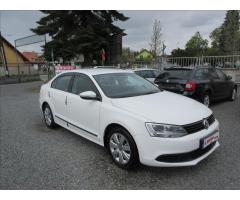 Volkswagen Jetta 1,6 TDI Aut.klima - 2