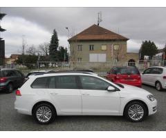 Volkswagen Golf 1,2 TSI 81kW Edice Cup - 4