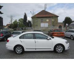 Volkswagen Jetta 1,6 TDI Aut.klima - 4