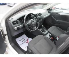 Volkswagen Jetta 1,6 TDI Aut.klima - 7