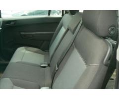 Opel Zafira 1,9 CDTi-7 míst - 15