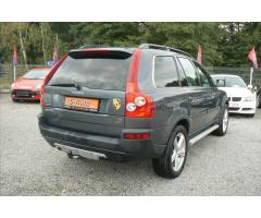 Volvo XC90 2,5 D5 4x4 MANUÁL - 4