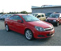Opel Astra 1,8 16V Cosmo TwinTop - 2