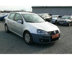 Volkswagen Golf 1,9 TDi  V - 2