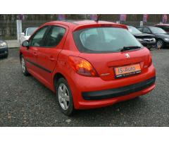 Peugeot 207 1,4 - 6