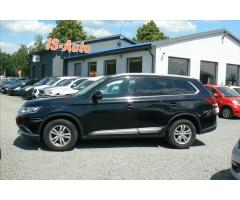 Mitsubishi Outlander 2,3 INTENSE 2.2 DI-D   4WD - 7