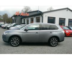 Mitsubishi Outlander 2,2 Di-D 4x4 Diamant-108818 km - 8