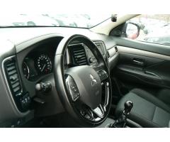 Mitsubishi Outlander 2,3 INTENSE 2.2 DI-D   4WD - 9