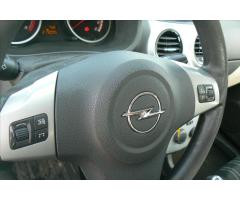 Opel Corsa 1,2 ECOTEC  -výsuvný nosič kol - 14