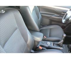 Mitsubishi Outlander 2,2 Di-D 4x4 Diamant-108818 km - 19