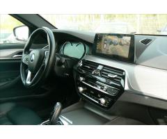 BMW Řada 5 2,0 520i TOURING  M-Paket - 21