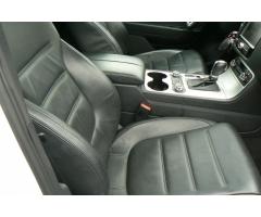 Volkswagen Touareg 4,1 TDi  V8 DYN AUDIO AUTOMAT - 24