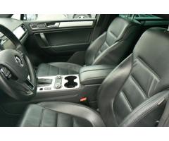 Volkswagen Touareg 4,1 TDi  V8 DYN AUDIO AUTOMAT - 37