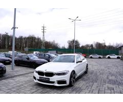 BMW Řada 5 M550d xDrive/ M sport/ČR/DPH - 2