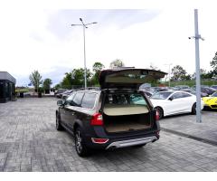 Volvo XC70 D4 2.4 Summum AWD/ČR/1.maj - 12