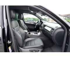 Volkswagen Touareg 3.0 TDI V6 4Motion, Tiptronic - 28