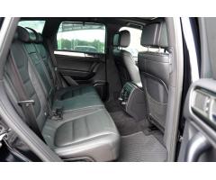 Volkswagen Touareg 3.0 TDI V6 4Motion, Tiptronic - 30