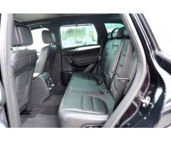 Volkswagen Touareg 3.0 TDI V6 4Motion, Tiptronic - 32