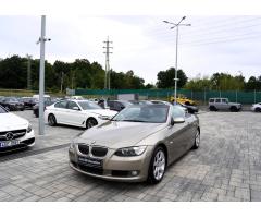 BMW Řada 3 325i Cabrio/automat/kůže/220PS - 9