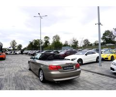 BMW Řada 3 325i Cabrio/automat/kůže/220PS - 11