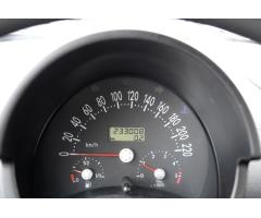 Volkswagen New Beetle 1.9 TDI, 90PS, klima, stereo - 26