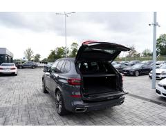 BMW X5 M50i xDrive Lasery, ČR, 530PS - 11