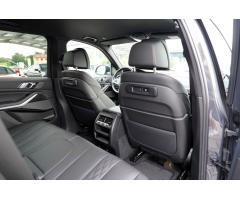 BMW X5 M50i xDrive Lasery, ČR, 530PS - 34