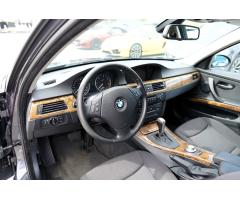 BMW Řada 3 320d Touring/automat/navigace - 25