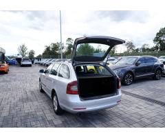 Škoda Octavia 1.6 TDI Elegance Edition Combi - 11