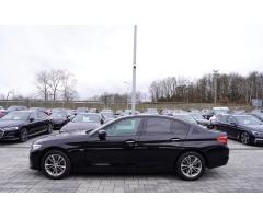 BMW Řada 5 520d xDrive/Sport line/AT - 3