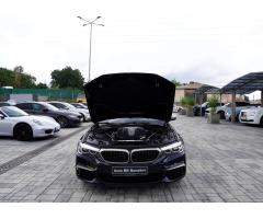 BMW Řada 5 M550d xDrive/ M sport/ČR - 9