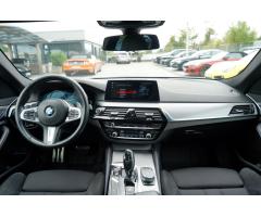 BMW Řada 5 M550d xDrive/ M sport/ČR - 28